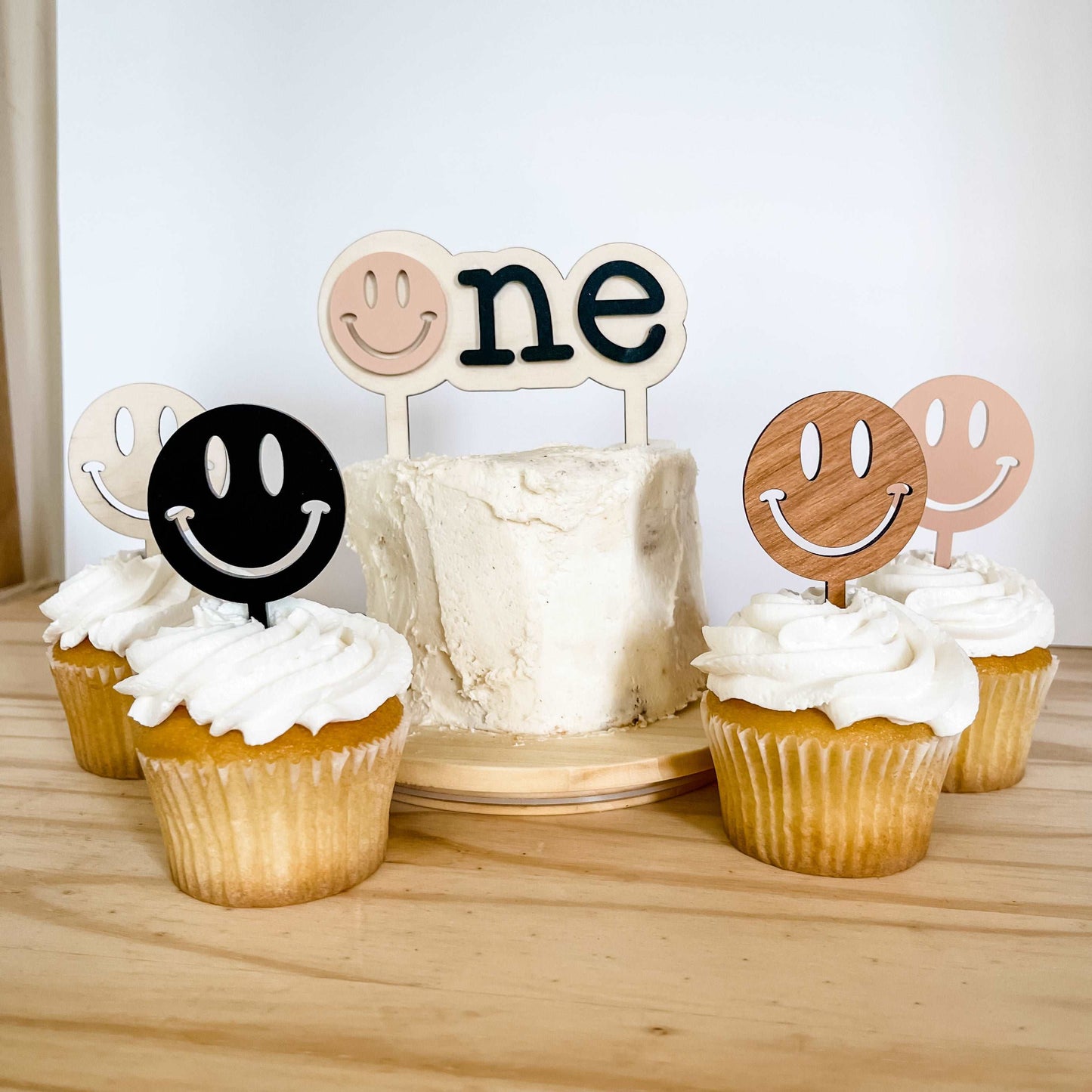 Smiley Face Cupcake Topper - Hartwood Design